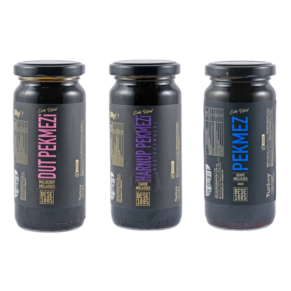 mélasse de raisin mou mûre caroube raisin en verre